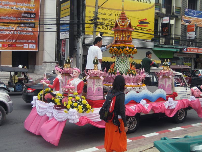 loi-krathong-04