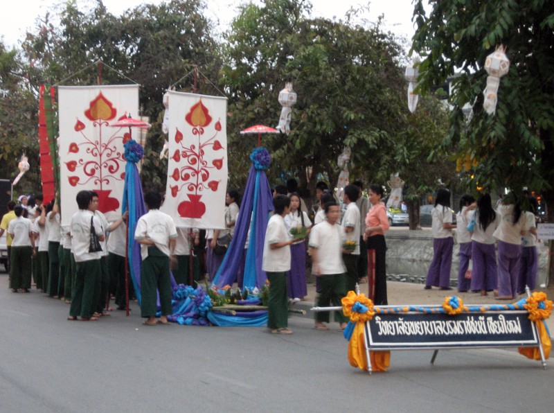 loi-krathong-08