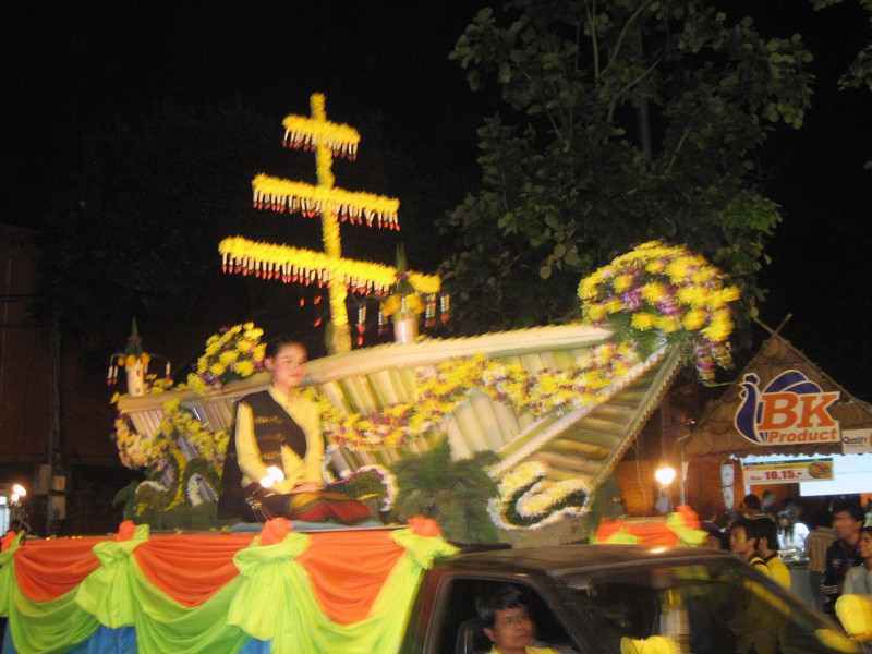 loi-krathong-38