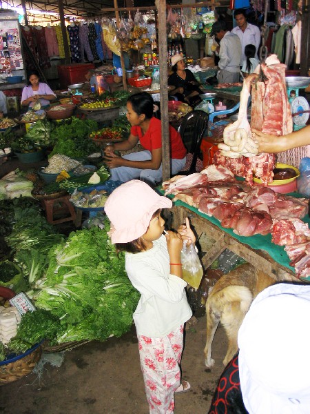 loal-market-03