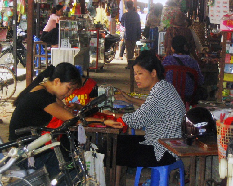 loal-market-08